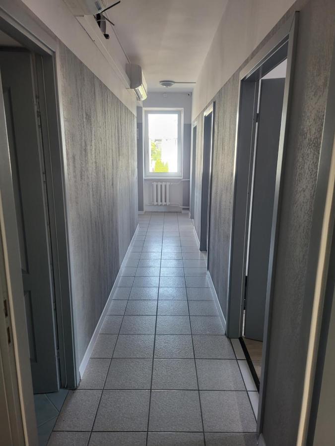 Hostal Rooms4rest Wiertnicza - Private For Tourists - Atr Consulting Sp, Z O,o, *