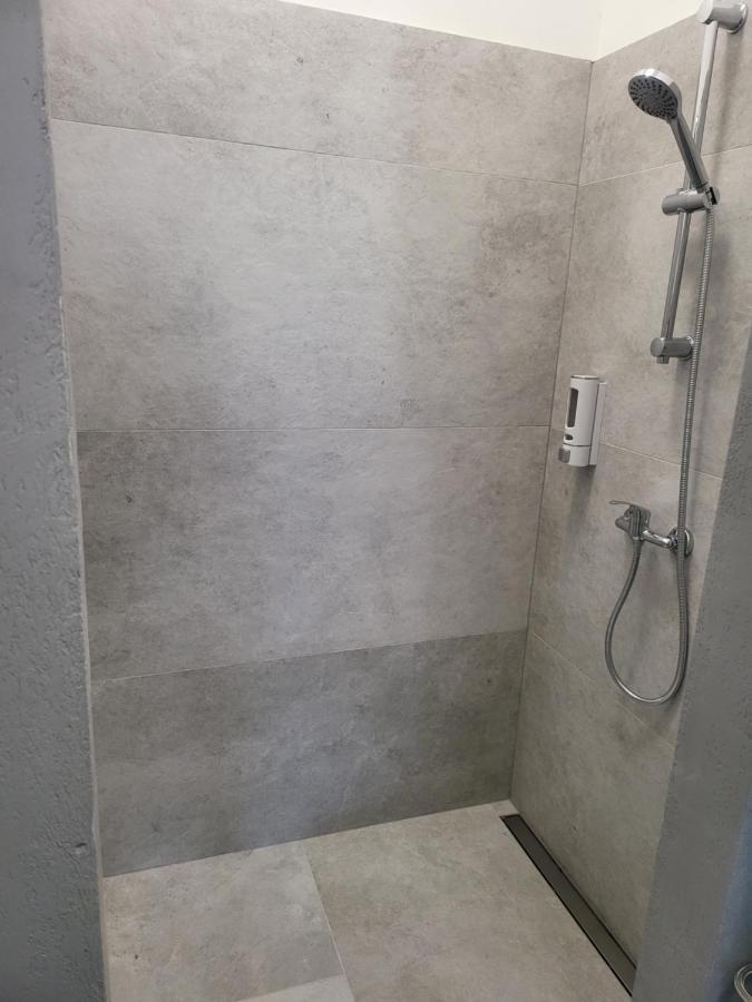 Rooms4rest Wiertnicza - Private For Tourists - Atr Consulting Sp, Z O,o, Varsovia