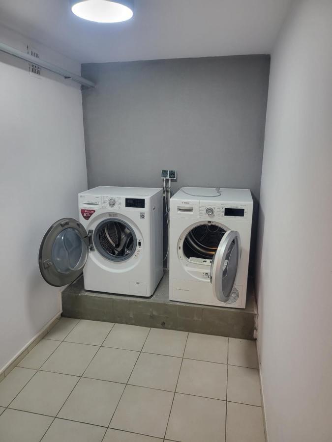 Hostal Rooms4rest Wiertnicza - Private For Tourists - Atr Consulting Sp, Z O,o, Varsovia