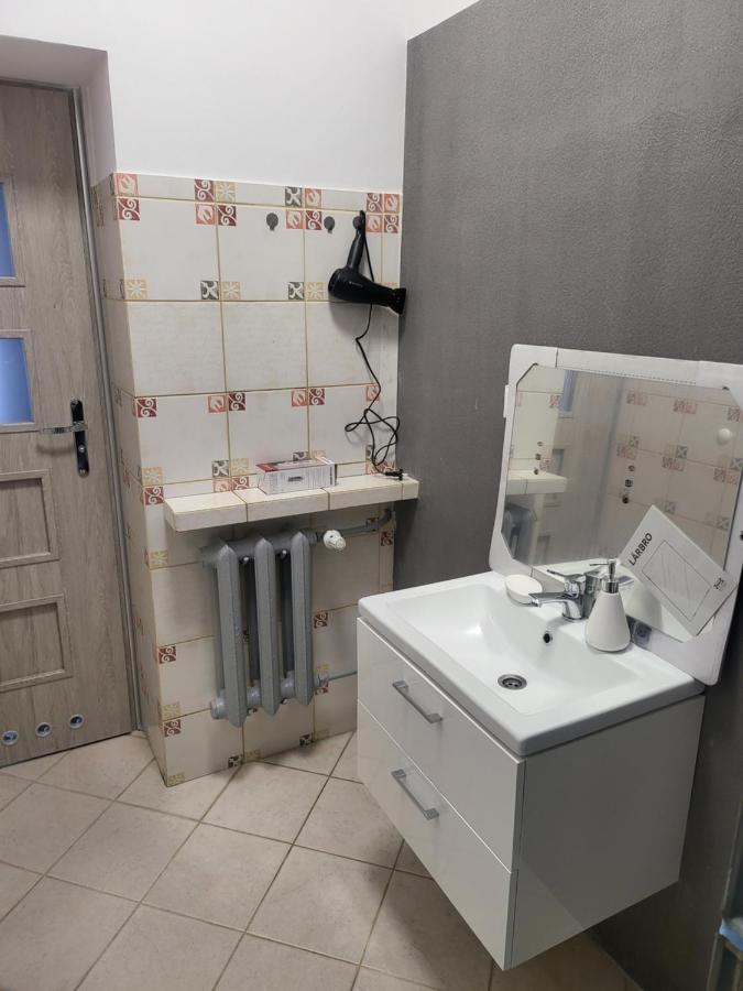 Rooms4rest Wiertnicza - Private For Tourists - Atr Consulting Sp, Z O,o, Varsovia