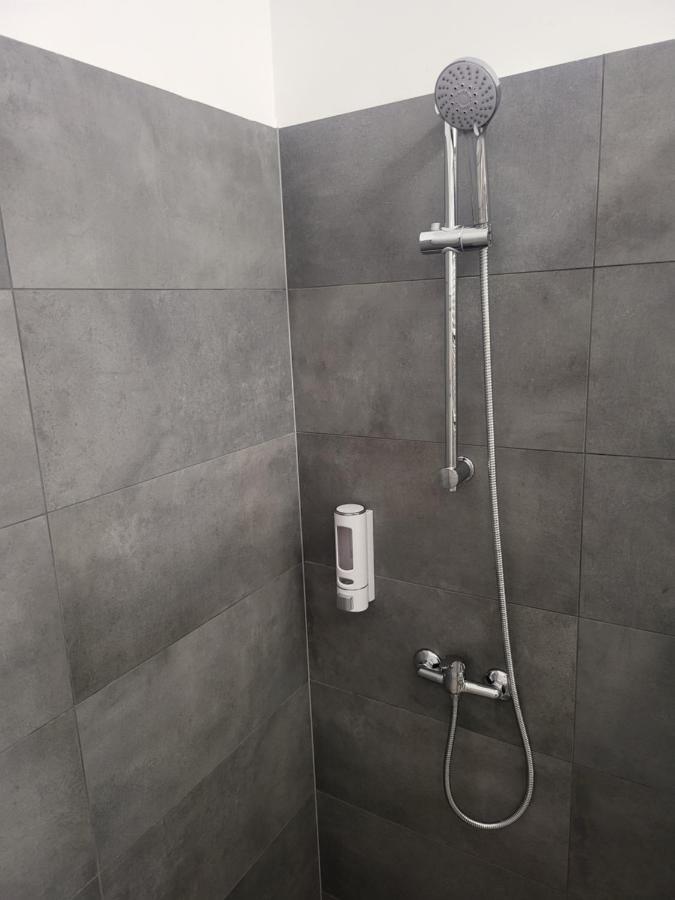Rooms4rest Wiertnicza - Private For Tourists - Atr Consulting Sp, Z O,o, Varsovia