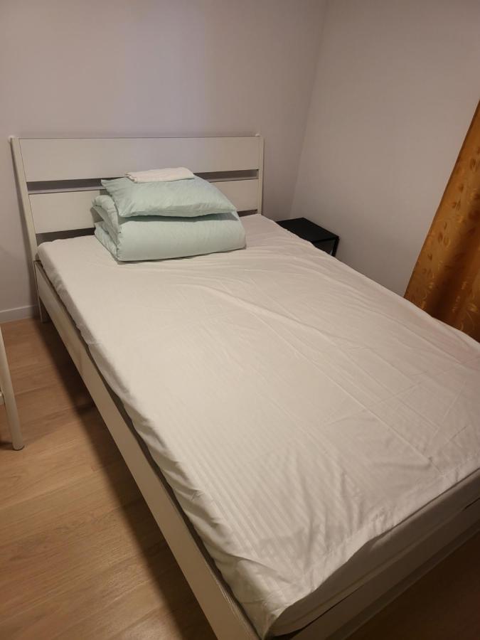 Rooms4rest Wiertnicza - Private For Tourists - Atr Consulting Sp, Z O,o, Hostal *