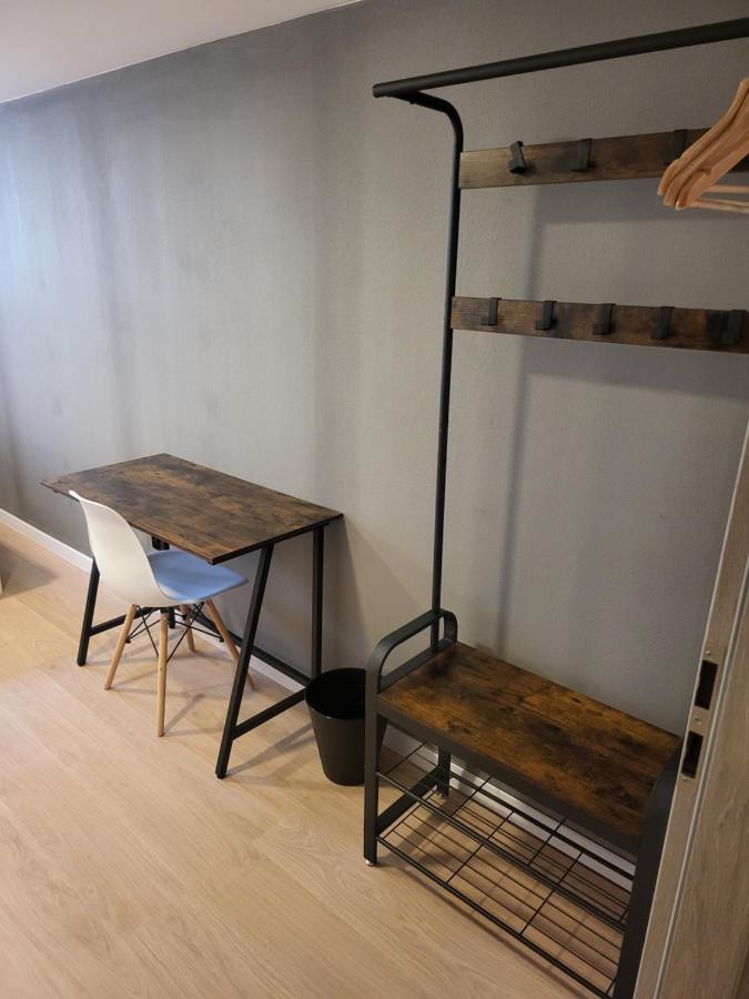 Rooms4rest Wiertnicza - Private For Tourists - Atr Consulting Sp, Z O,o, Varsovia